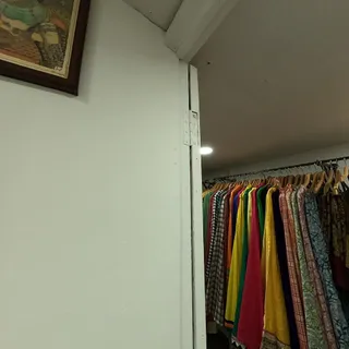 Moi Indoi — work photo 2