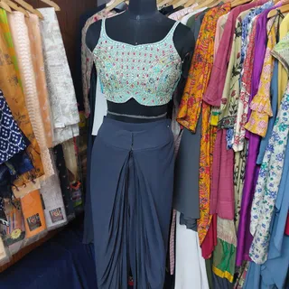 Al-MEERA FASHION BOUTIQUE — work photo 4