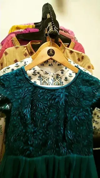 She Temple Boutique — photo 3