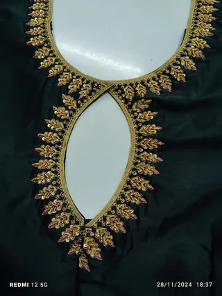SUNSHINE FASHION LADIES TAILORING — photo 2