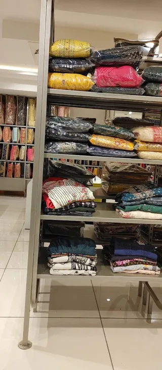 Jauhar. — photo 1