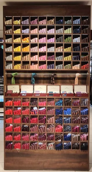 The Raymond Shop — photo 1