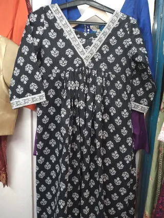 Om sai tailoring point — photo 3