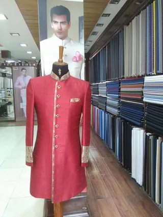 Iqbal Bros Southend – Siyaram & Linen Club Exclusive — work photo 5