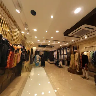 BHARAT STUDIO - Bharat Jeans - Bespoke Tailoring In Rohini — photo 1
