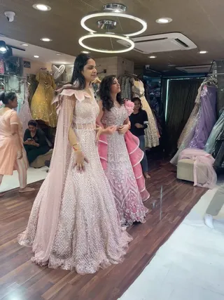 SATRANG - THE GOWN STORE (चाँदनी चौक वाले) — photo 3
