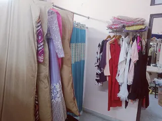 Girisha Designer Studio - Boutique in pitampura | female tailoring | Western Clothes| Indowestern Clothes — work photo 5