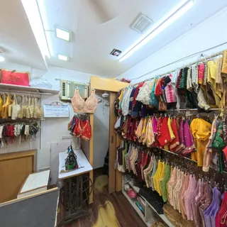 Eves Tailor's — photo 1