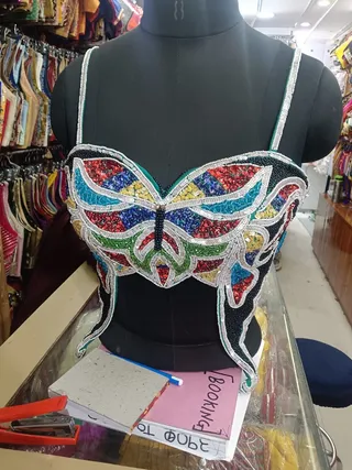 Libas Tailors, Best Ladies Tailor, Designer Blouse Stitching, Custom Lehenga, Ladies Suit Tailoring In Greater Kailash — work photo 4