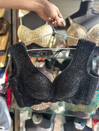 A Von tailor — photo 3