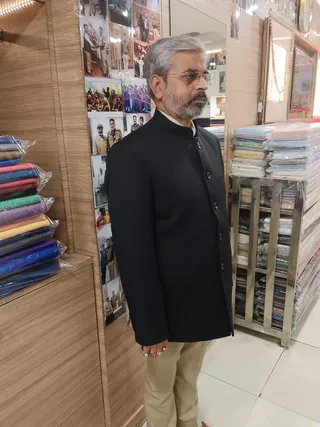 Arya Tailoring House & Drapers — photo 1