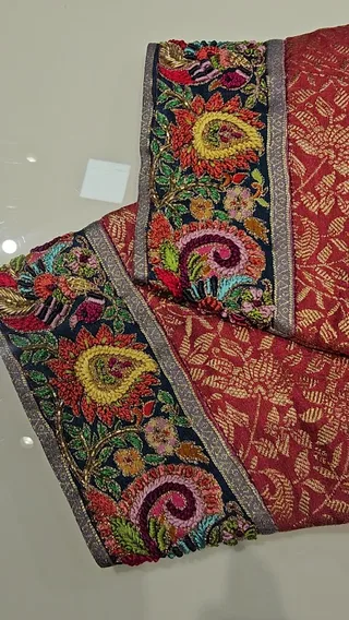 Blouse well — work photo 8