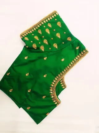 SN FASHIONER & GARMENTS — work photo 4