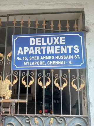 Deluxe Tailors — photo 1