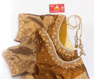 NAVYAA TAILOR — photo 3