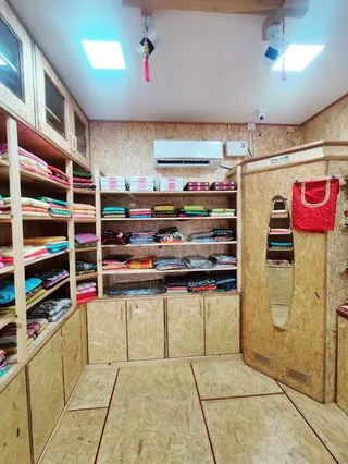 AYESHA FASHIONS KIDS AND LADIES BOUTIQUE (Bridal dress tailor specialist and rental dress, jewellery) — photo 3