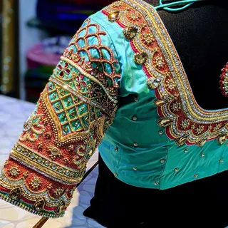 Kapali Fashions (Unit Of S.R.Tailors) *Since 1980* Customized Aari & Computerized Embroidery — work photo 4