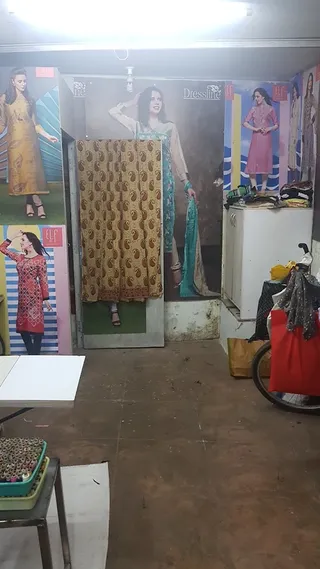 Yuvati Designer ladies Tailors — photo 3