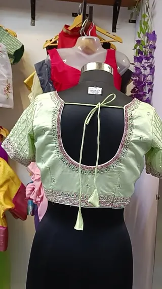 TAILORJI boutique (Nikita ladies tailors) Doorstep Tailoring in PCMC , Handwork, ariwork designer, best boutique — photo 3