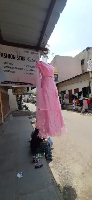 FASHION STAR Boutique — photo 2