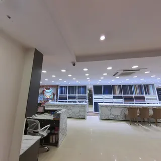 The Raymond shop — photo 1
