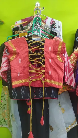 SATARUPA LADIES TAILOR AND ACCESSORIES — photo 3