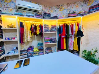 Rubynique Gariahat — work photo 1