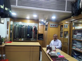 Renowned Tailoring House — photo 2