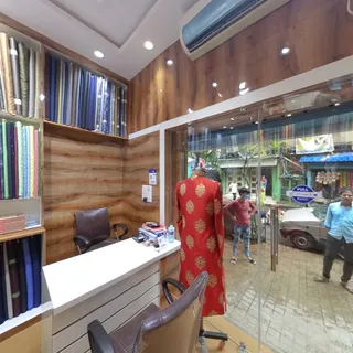 Customs Attire — photo 1