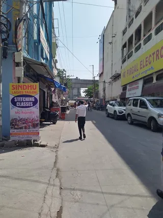 SINDHU BOUTIQUE AND LADIES TAILOR — photo 1
