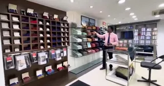 The Raymond shop — photo 1
