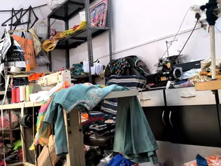 Deluxe Ladies Tailor — photo 1