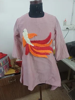 Fashion queen Ladies outfit stitching point — photo 1