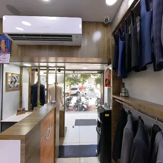 Decent tailor and cloth — photo 1
