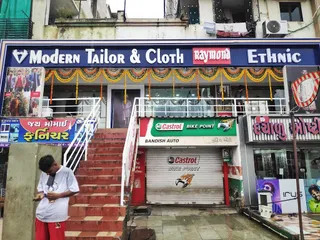 Modern Tailor & Cloth Store — work photo 5
