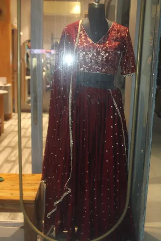 Fabura Boutique || Best Clothing Shop | Ladies Clothing Boutique | Ladies Tailor in Prahladnagar Ahmedabad — photo 3
