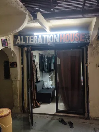 ALTERATION HOUSE — work photo 6