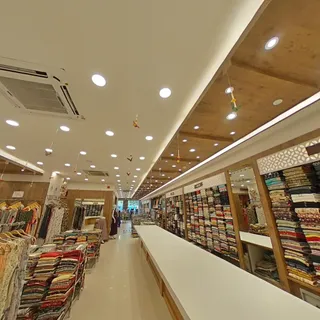 Weavers India and AAKRUTI | Kphb 9thphase — photo 1