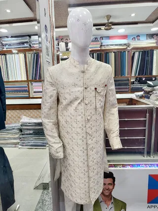 Stich well tailor and textile — work photo 3