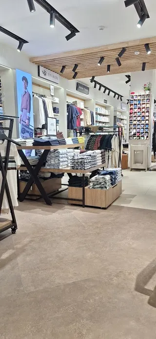 JadeBlue Menswear Store & Bespoke Tailoring - Vaishali Nagar, Jaipur — work photo 5
