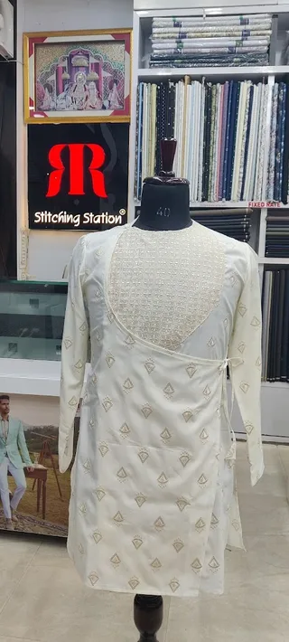 Stitching Station (Raymand) — photo 1