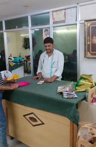 D.k. Brothers Ladies Tailor — photo 2