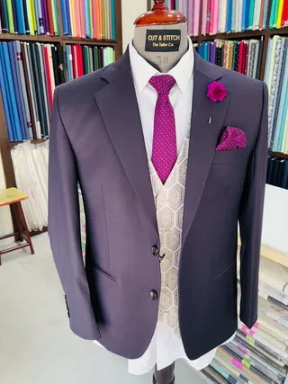 Raymond Shop CUT & STITCH — work photo 5