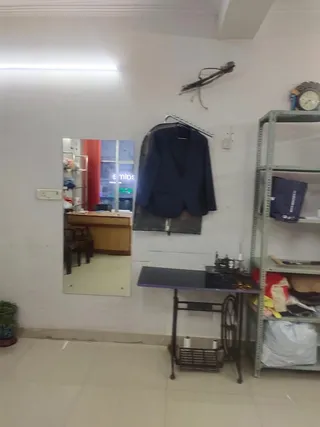 Alteration shop — work photo 4