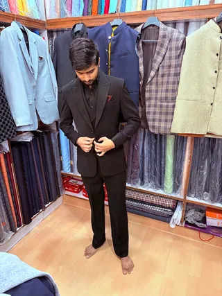 Shiv Textiles and Tailor — photo 1