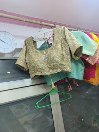 New Sky Ladies Tailor — photo 1