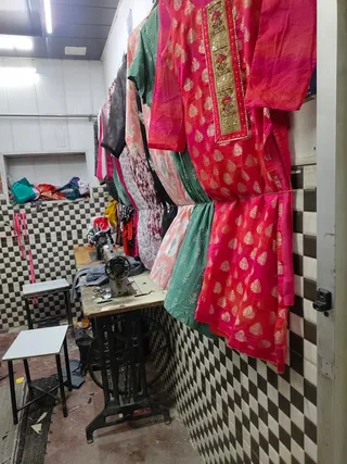 Ashraf Ladies Tailors — photo 1