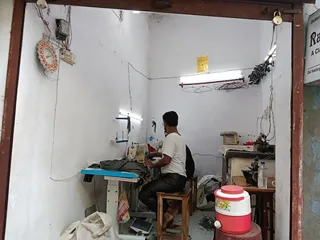 Raja tailors — photo 1