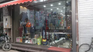 Moti Lal Om Prakash - School Uniform & Corporate Uniform Manufacturer in Lucknow | Best Uniform Shop | Best Blazer Shop — work photo 7