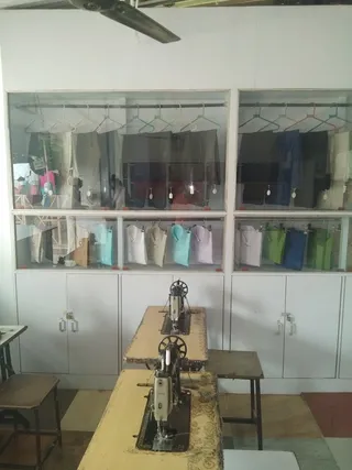 Deep Tailor& Cut piece Centre — work photo 4